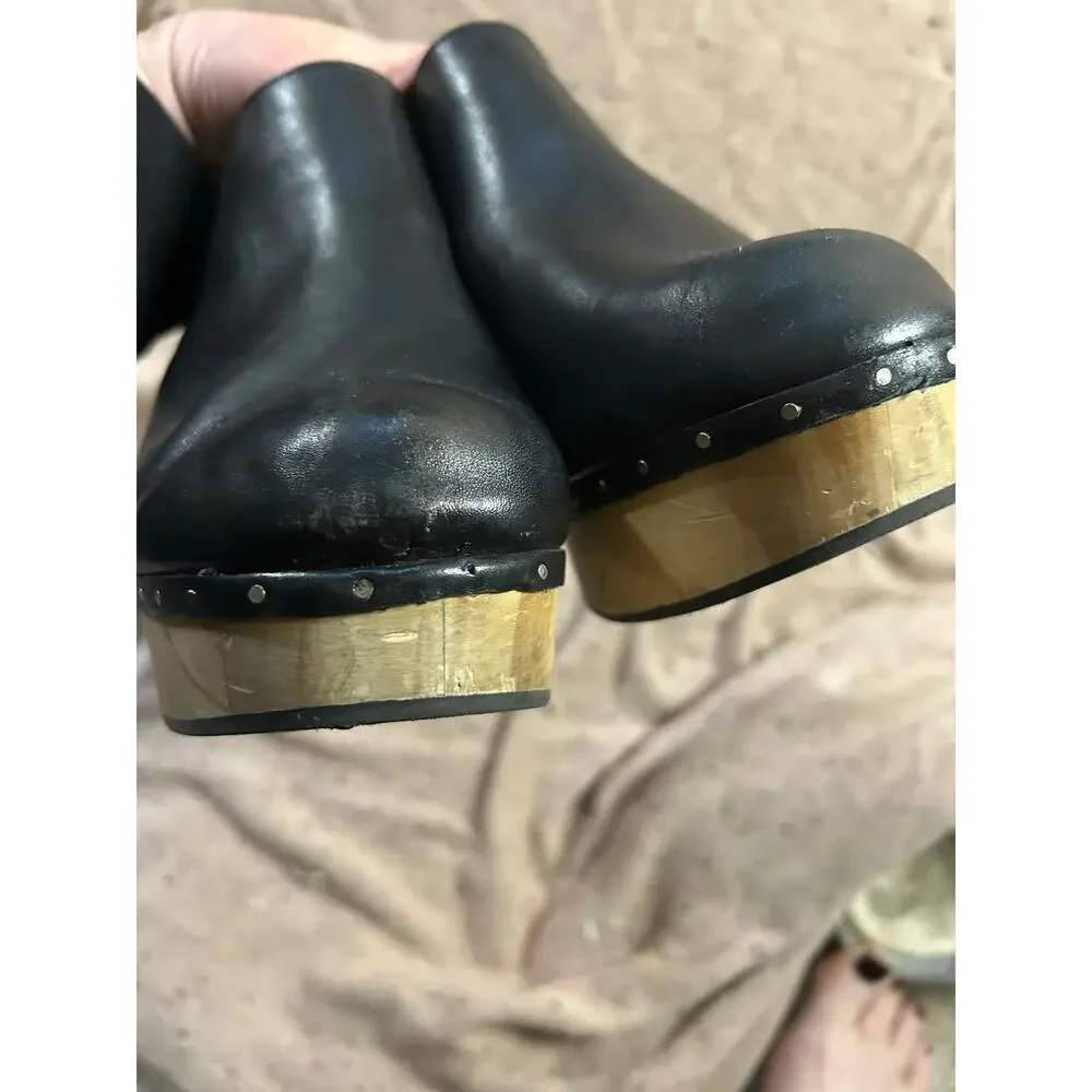 Chelsea & Violet Black Leather Wood Heel Clogs Women’s 10 Boho Retro
